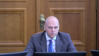 В Калининграде призвали «прекратить баловаться» говорящих об отеле на Куршской косе