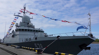 В состав ВМФ принят МРК «Буря», оснащенный «Калибрами» и комплексом «Панцирь-М»