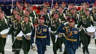 Парад Победы открыли курсанты Военного университета имени Александра Невского