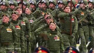 По Красной площади прошел расчет участников СВО