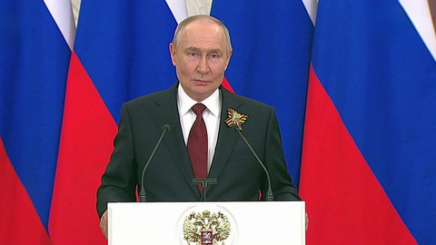 Владимир Путин ответил на вопросы журналистов по окончании мероприятий в честь Дня Победы