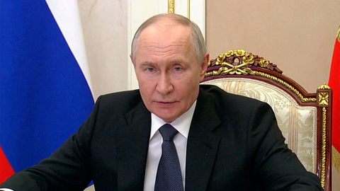 Владимир Путин сегодня провел совещание с постоянными участниками Совбеза России