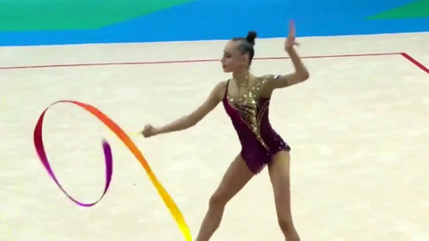 Российские спортсменки показывают высший класс на Чемпионате Европы по художественной гимнастике