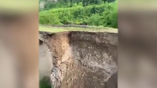 Жителей и гостей Дагестана призывают к осторожности из-за оползней и камнепадов