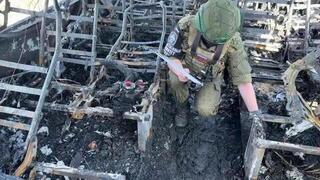 Следователи осмотрели место трагедии с рейсовым автобусом в ДНР: видео
