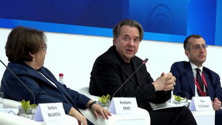 О развитии отечественной киноиндустрии говорили на сессии ПМЭФ «Камера, мотор!»