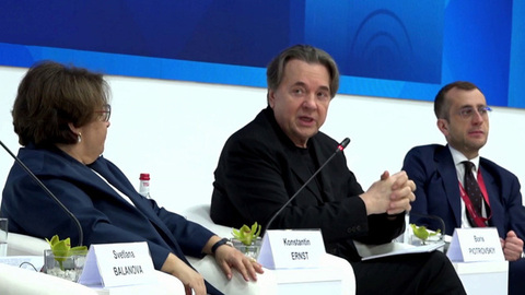 О развитии отечественной киноиндустрии говорили на сессии ПМЭФ «Камера, мотор!»