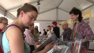 В столице в 12-й раз проходит большой книжный фестиваль «Красная площадь»