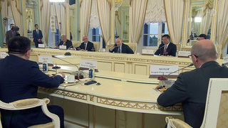 Владимир Путин ответил на вопросы об отношениях России и Европы, а также Армении и ЕАЭС