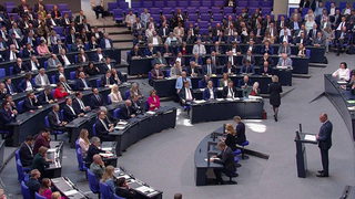 Правительство Мерца хочет урезать траты на здравоохранение на фоне раздутого военного бюджета