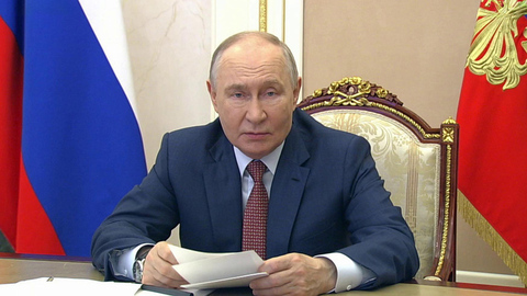 Владимир Путин провел большое совещание по вопросам развития Донбасса и Новороссии