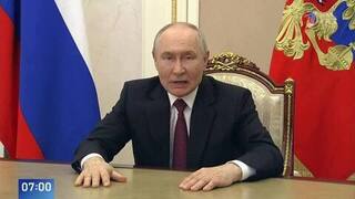 Владимир Путин поздравил выпускников с окончанием школы