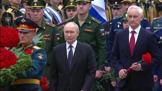 В День памяти и скорби Владимир Путин почтил память павших в Великую Отечественную