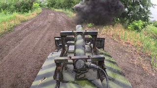 Бойцы инженерно-саперных батальонов разминируют дороги на передовой и в тылу