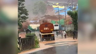 В Индии три человека погибли и девять пострадали из-за мощного оползня