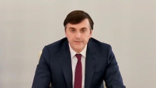 Средний балл ЕГЭ ежегодно растет по всем предметам, сообщил министр просвещения РФ Сергей Кравцов
