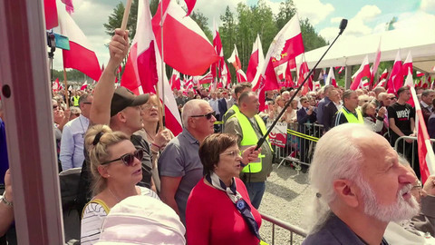 Траурные митинги прошли в Польше в День памяти жертв Волынской резни