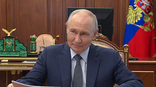 Владимир Путин принял в Кремле главу Республики Саха (Якутия) Айсена Николаева