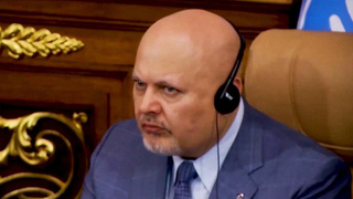 Главный прокурор МУС Карим Хан снят с должности из-за сексуальных домогательств