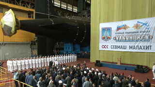 Новейшая подлодка «Ульяновск» выведена из эллинга предприятия «Севмаш» в Северодвинске