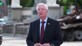 В США похоронили Линдси Грэма, который внесен в РФ в перечень террористов и экстремистов