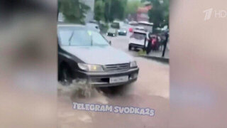 Владивосток оказался во власти мощного циклона