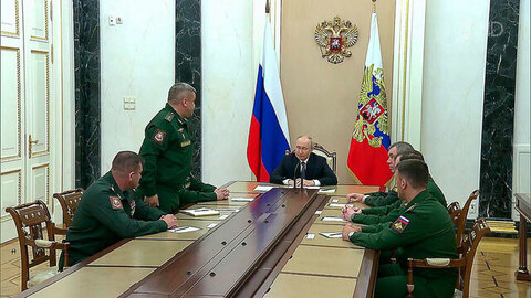 Владимир Путин объявил о кадровых решениях в руководящем составе Министерства обороны РФ