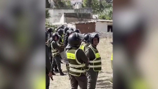 Полиция Марокко задержала более сотни мигрантов, которые пытались прорваться в Сеуту
