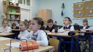Оценки за поведение, новые часы истории и ИИ ждут российских учеников с 1 сентября