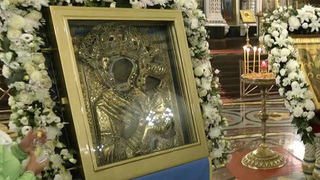 В храме Христа Спасителя встретили чудотворную Тихвинскую икону Божией Матери