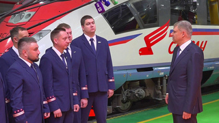 Для управления поездами, которые будут курсировать по ВСМ Москва — Петербург, выбрали первых машинистов