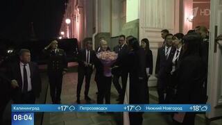 Владимир Путин лично проводил президента Вьетнама и его супругу после визита в РФ