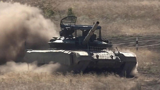 Министр обороны Андрей Белоусов поздравил военнослужащих и конструкторов с Днем танкиста