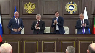 Руководителей трех российских регионов сегодня выбирают местные парламенты