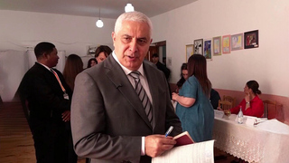 Президент России поздравил главу Южной Осетии Марата Камболова с Днем республики