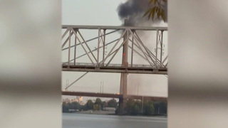 Вооруженные силы РФ нанесли удар по Северному мосту в Киеве