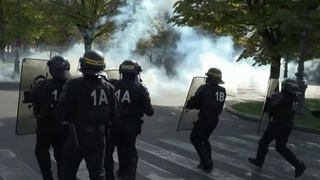 Во Франции задержали уже пять тысяч участников массовых протестов
