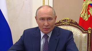 Владимир Путин поздравил российских педагогов с Днем учителя