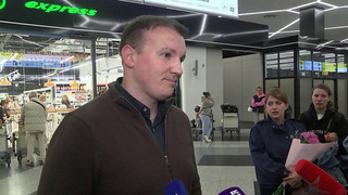 Основатель телеграм-канала «Рыбарь» Михаил Звинчук, его супруга и коллеги вернулись в Россию