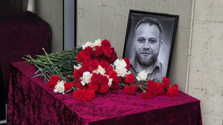 В Москве открыли мемориальную доску в память о военкоре РИА Новости Иване Зуеве