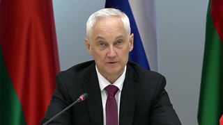 НАТО наращивает военное присутствие у границ Белоруссии и России, отметил глава Минобороны РФ