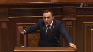 Депутаты армянского парламента устроили драку прямо в зале заседаний