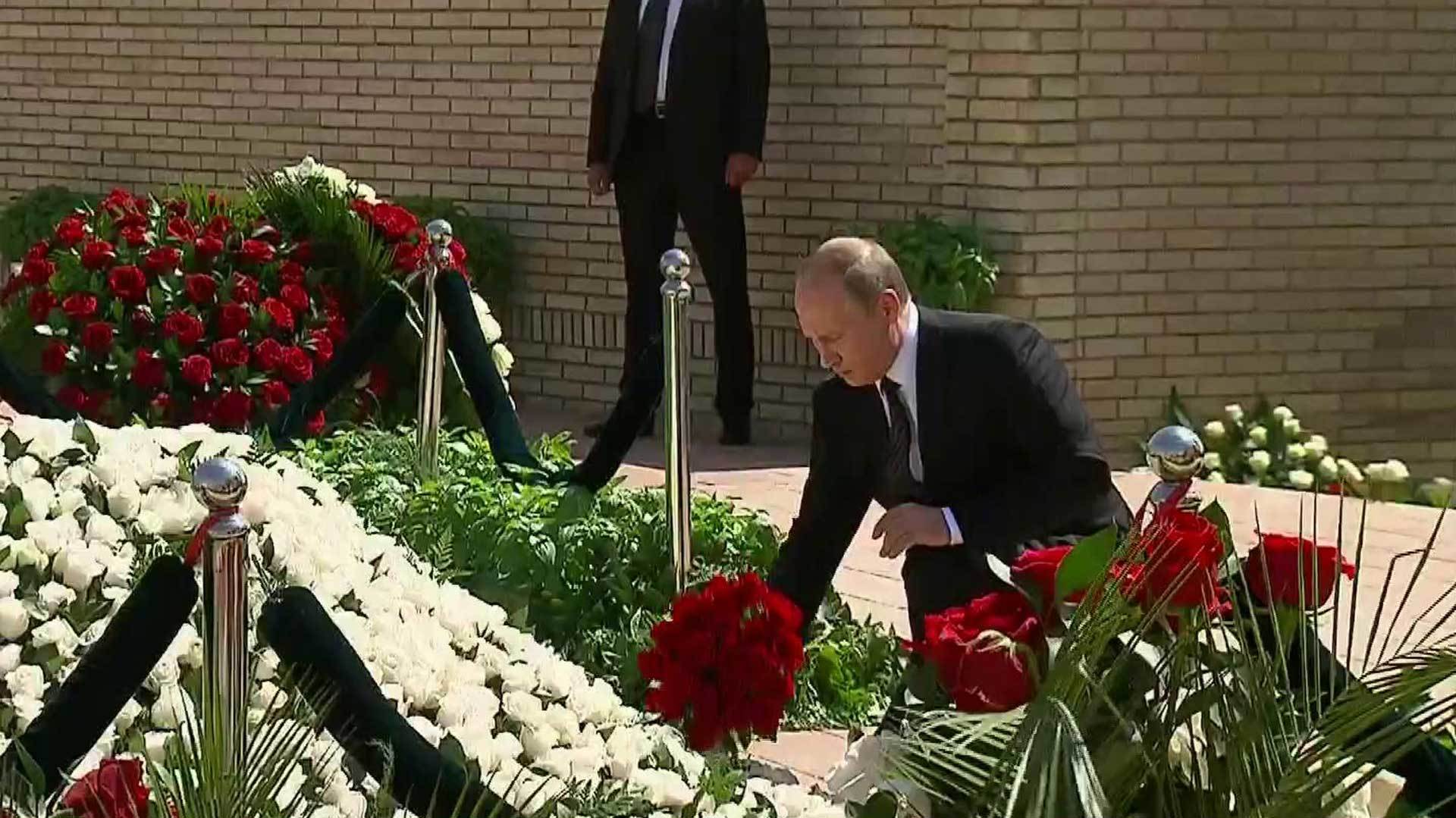 Похорони президента. Могила президента Ислом Каримов.
